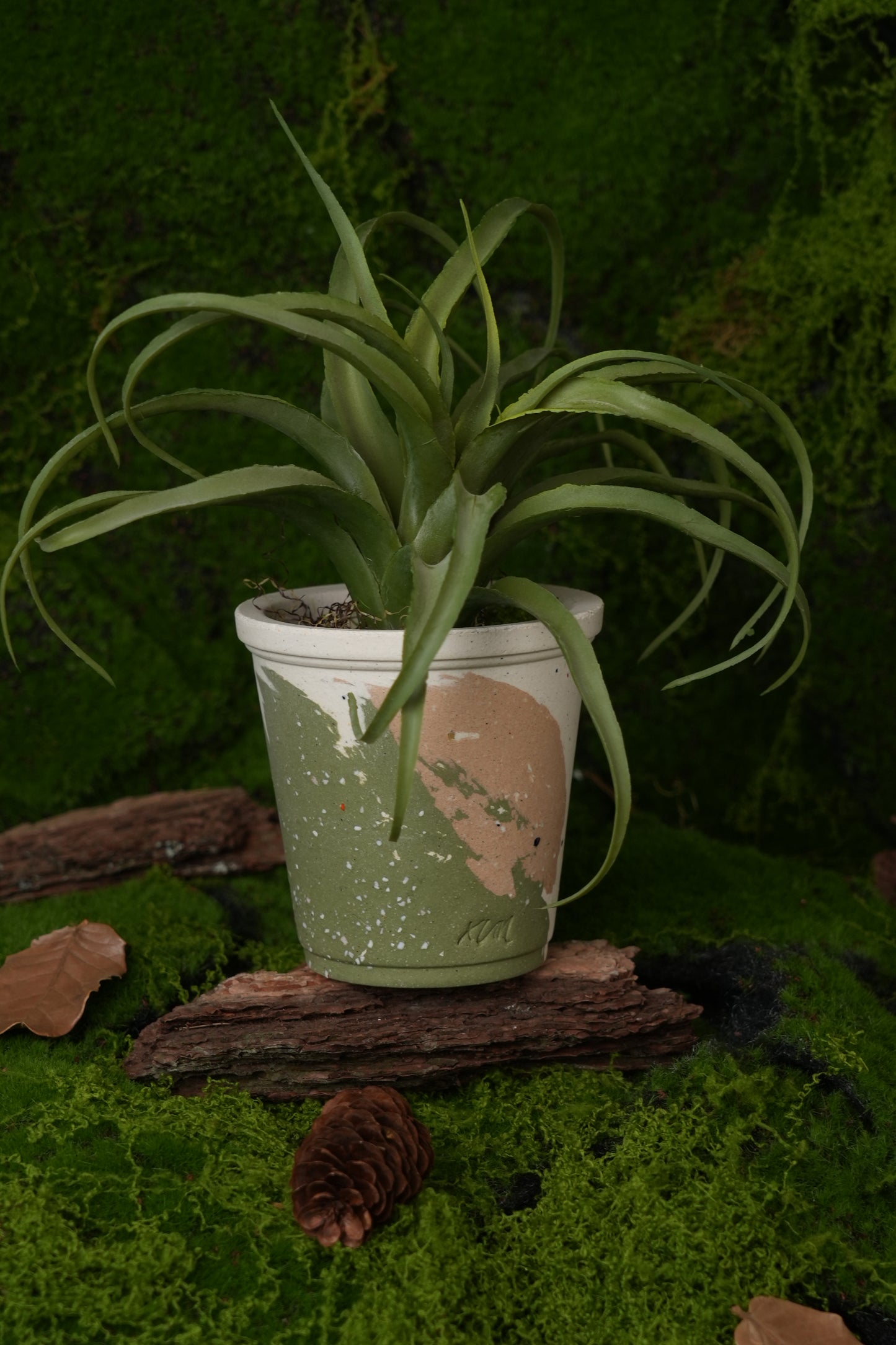 Handmade Terracotta Planter – Nerikomi Texture with Natural Earth Finish